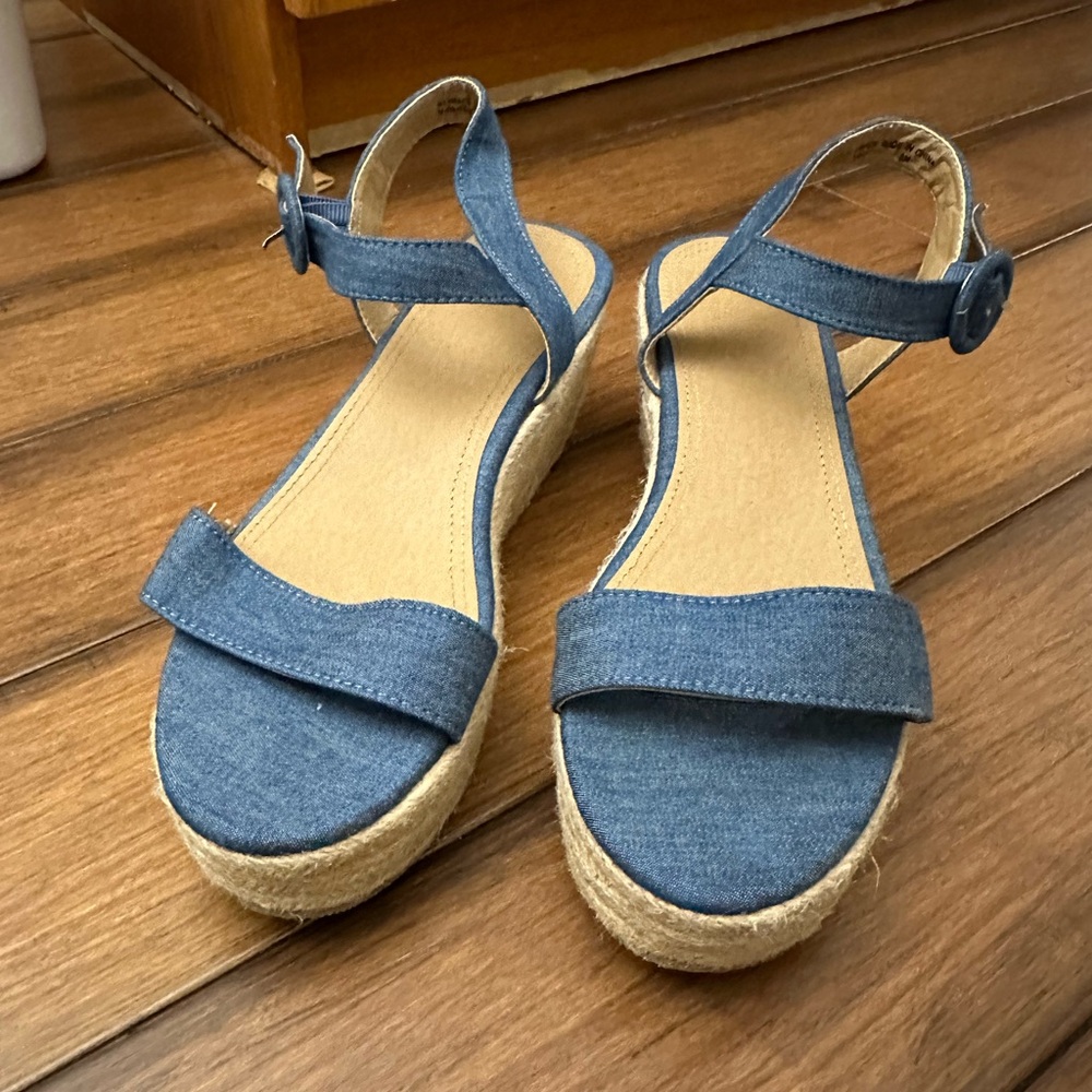 WORN ONCE Loft Denim Blue Women's Sandals Size 8